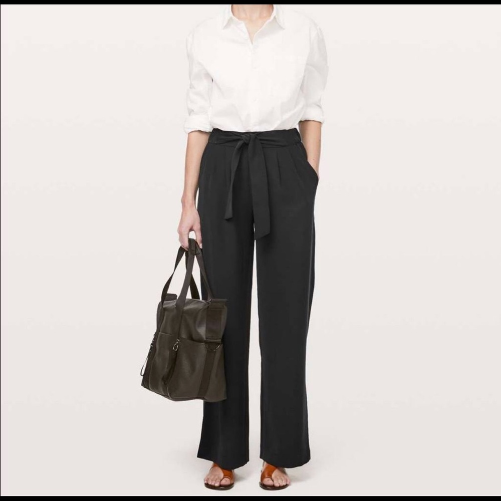 2 pairs of lululemon noir woven pants size 6